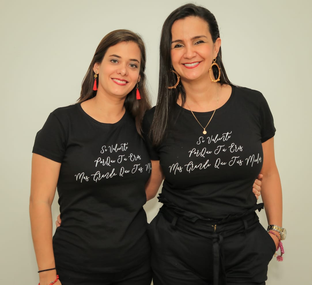 Mónica Escobar y Sandra Upegui 